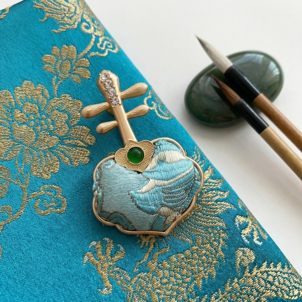 Broche de Brocado com Tema de  - Song With Musical Instrument avaliação e preço